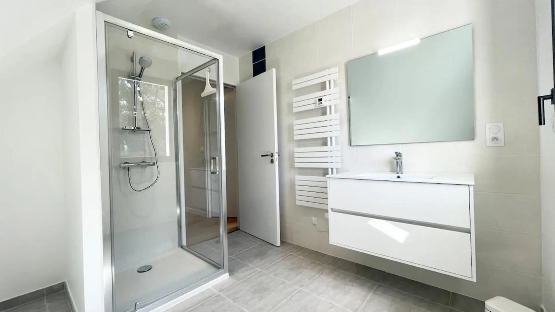 Luxury Maison D'Architecte Neuve De Standing 拉尔莫巴当